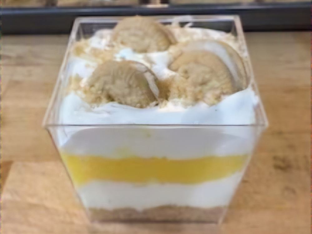 An individual banana pudding cup